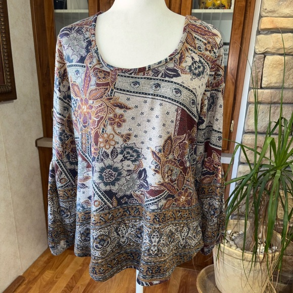 Tops - world unity size X-Large multicolored multi patterned sweater peasant sleeve